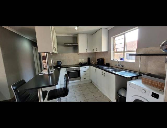 2 BEDROOM TOWNHOUSE FOR SALE IN LIEFDE EN VREDE